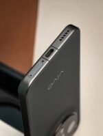 Vivo X300 – 12GB / 256GB (Used, Perfect Condition, Complete Set) - Image 3