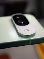 Google Pixel 9 – 12GB / 128GB (Used, Excellent Condition – Minor Frame Scratch) - Image 3