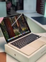 MacBook Air 13″ – M4, 16GB / 512GB (Used, Perfect Condition, 🔋100% – 20 Cycles, Complete Set) - Image 2