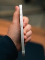 iPhone 16e – 128GB (Used, Perfect Condition, 🔋100%) - Image 6