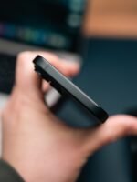 iPhone 15 – 256GB (Used, Perfect Condition, 🔋89%) - Image 4