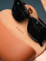 Ray-Ban Meta Wayfarer – Black Glossy / G15 Green (Used, Good Condition) - Image 3