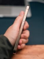 iPhone 16 Pro – 256GB (Used, Excellent Condition, 🔋91%) - Image 6