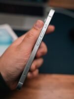 iPhone 15 – 128GB (Used, Excellent Condition, 🔋90%) - Image 5