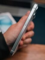 iPhone 15 – 128GB (Used, Excellent Condition, 🔋90%) - Image 6