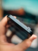 iPhone 15 Pro – 256GB (Used, Perfect Condition, 🔋90%) - Image 4