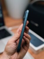 iPhone 17 Pro – 256GB Deep Blue (Open Box, SIM + eSIM, 🔋100%) - Image 4