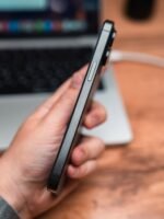 iPhone 15 Pro Max – 512GB (Used, Perfect Condition, 🔋90%) - Image 4