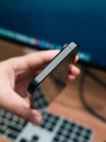 iPhone 16 Pro Max – 256GB Black Titanium (Used, Perfect Condition, 🔋100%, No Kit) - Image 3