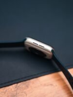 Apple Watch SE (2nd Gen) – 44mm Silver (Used, Perfect Condition) - Image 3