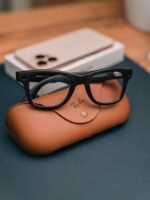 Ray-Ban Meta Wayfarer – Gen 1 (Matte Black / Photochromic, Size 50) - Image 3