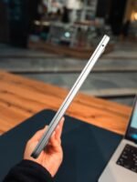 MacBook Air 15" M4 – 16GB / 256GB Sky Blue (Used, Perfect Condition, 🔋6 Cycles) - Image 4